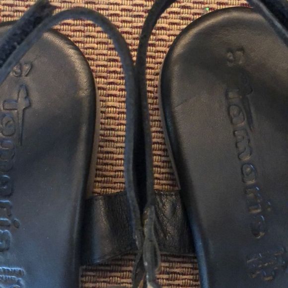 Tamaris Black Leather Bronze Circles Sandals - Picture 4 of 6